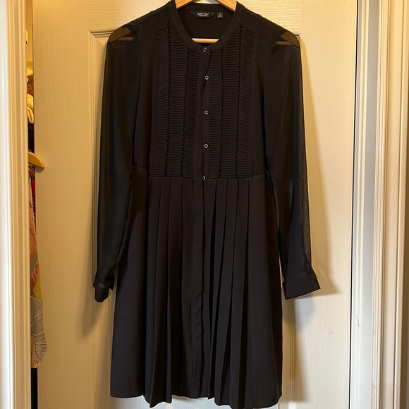 Little Black Dress - Picture 1 of 4